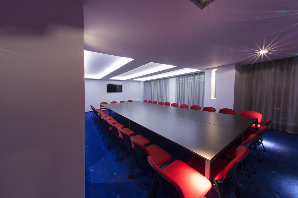 Hotel Transilvania Alba Iulia Dış mekan fotoğraf