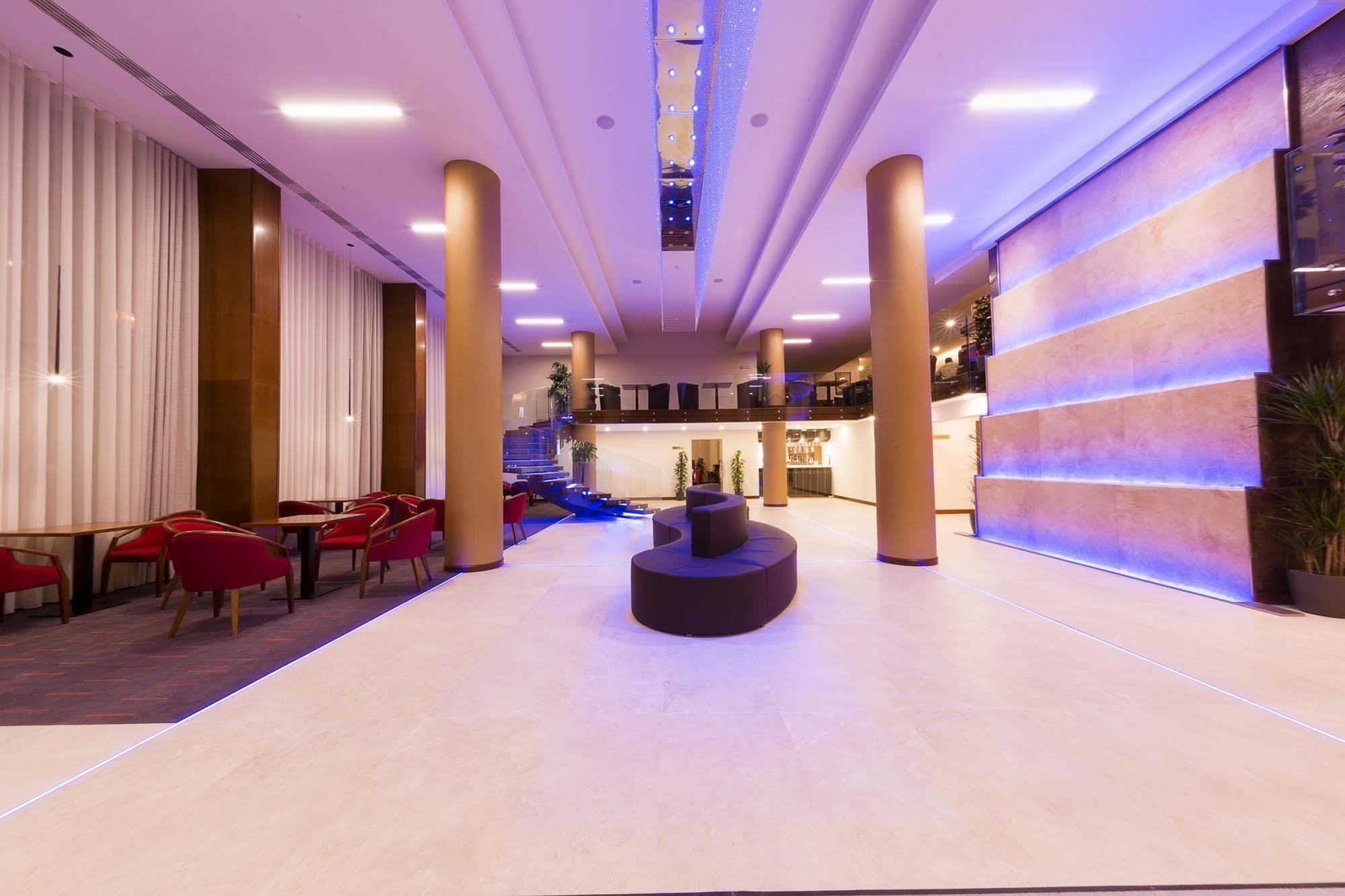 Hotel Transilvania Alba Iulia Dış mekan fotoğraf