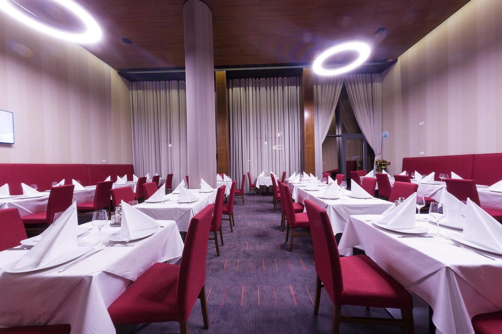 Hotel Transilvania Alba Iulia Dış mekan fotoğraf