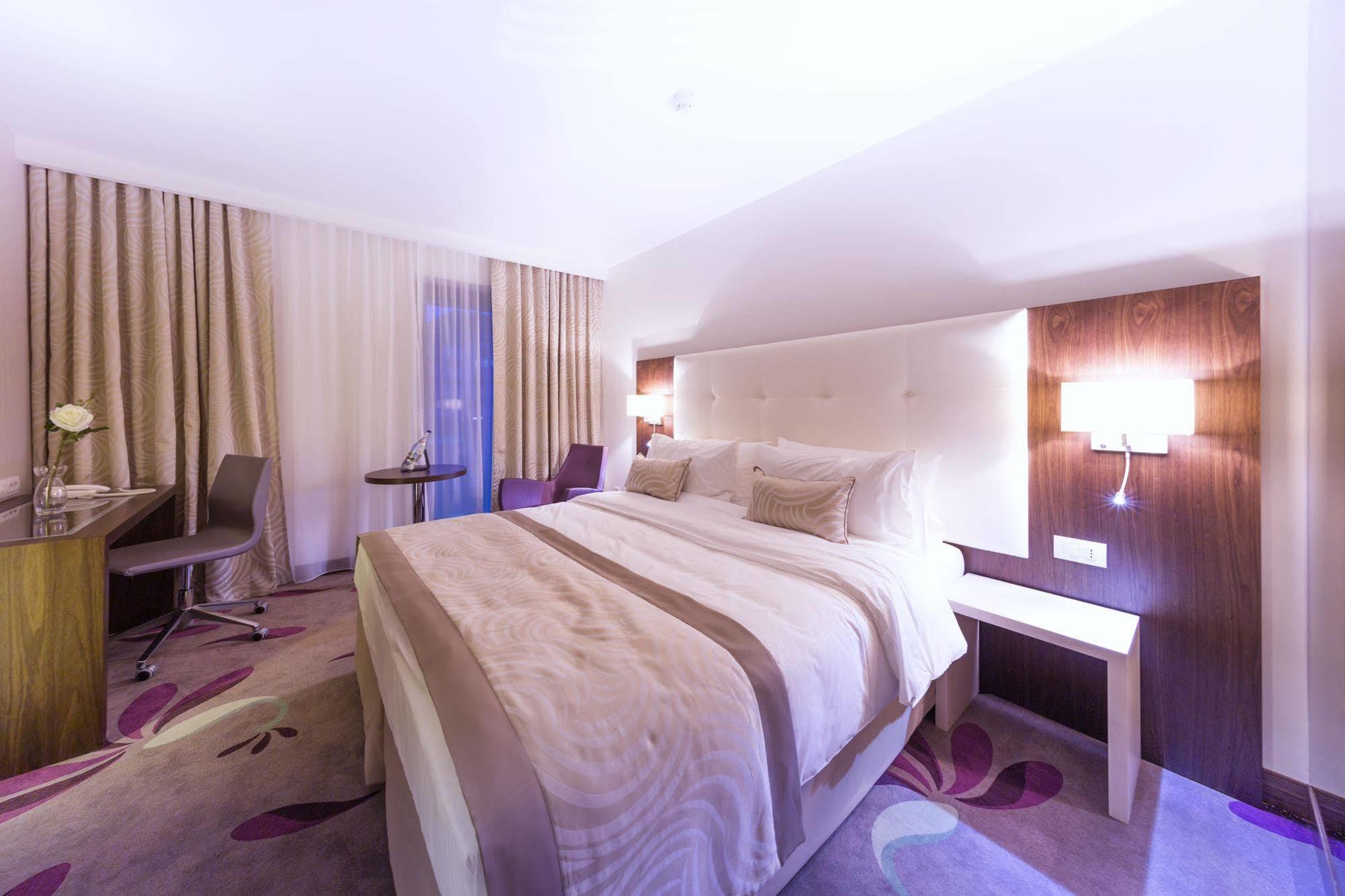 Hotel Transilvania Alba Iulia Dış mekan fotoğraf
