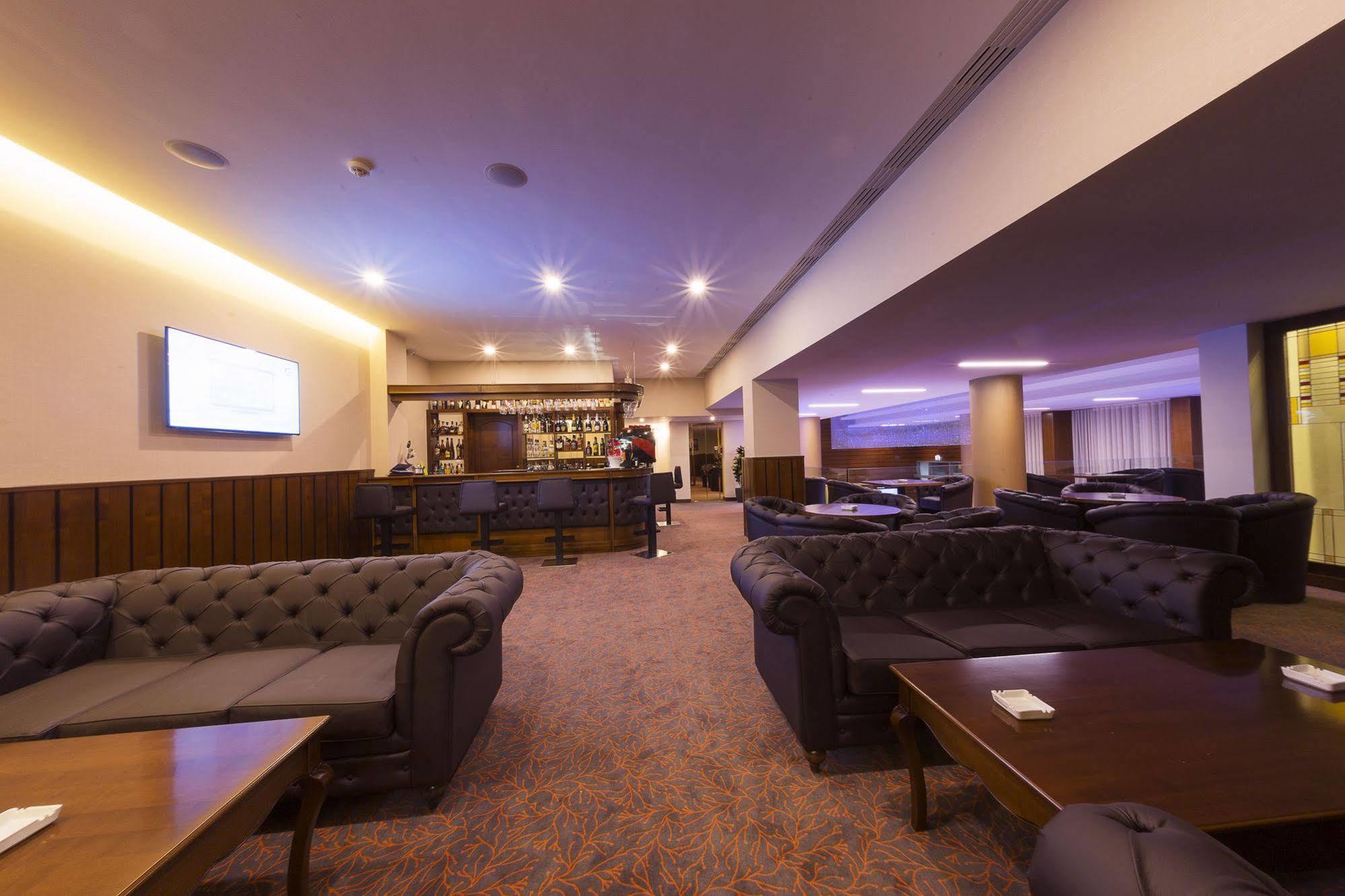 Hotel Transilvania Alba Iulia Dış mekan fotoğraf